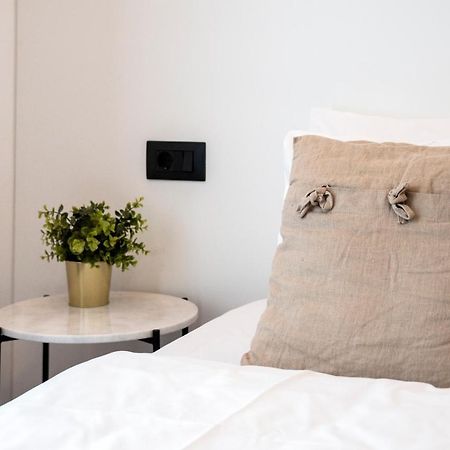 Modern And Cozy Apartments Salt & Pepper In Heart Of 로비니 외부 사진