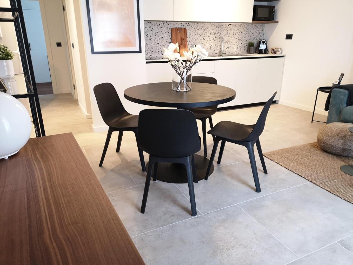 Modern And Cozy Apartments Salt & Pepper In Heart Of 로비니 외부 사진