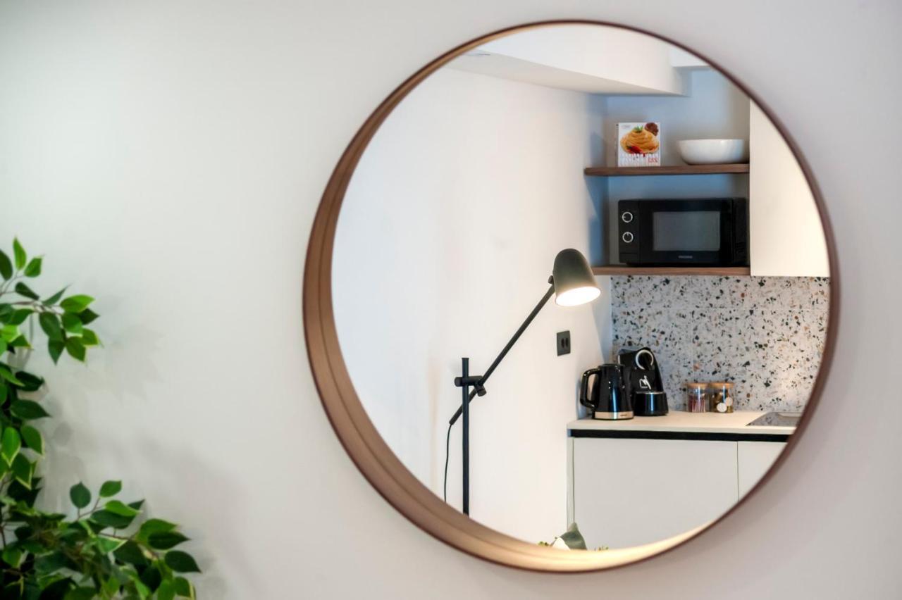 Modern And Cozy Apartments Salt & Pepper In Heart Of 로비니 외부 사진