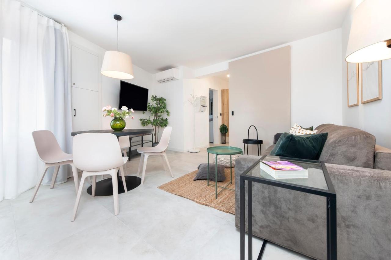 Modern And Cozy Apartments Salt & Pepper In Heart Of 로비니 외부 사진
