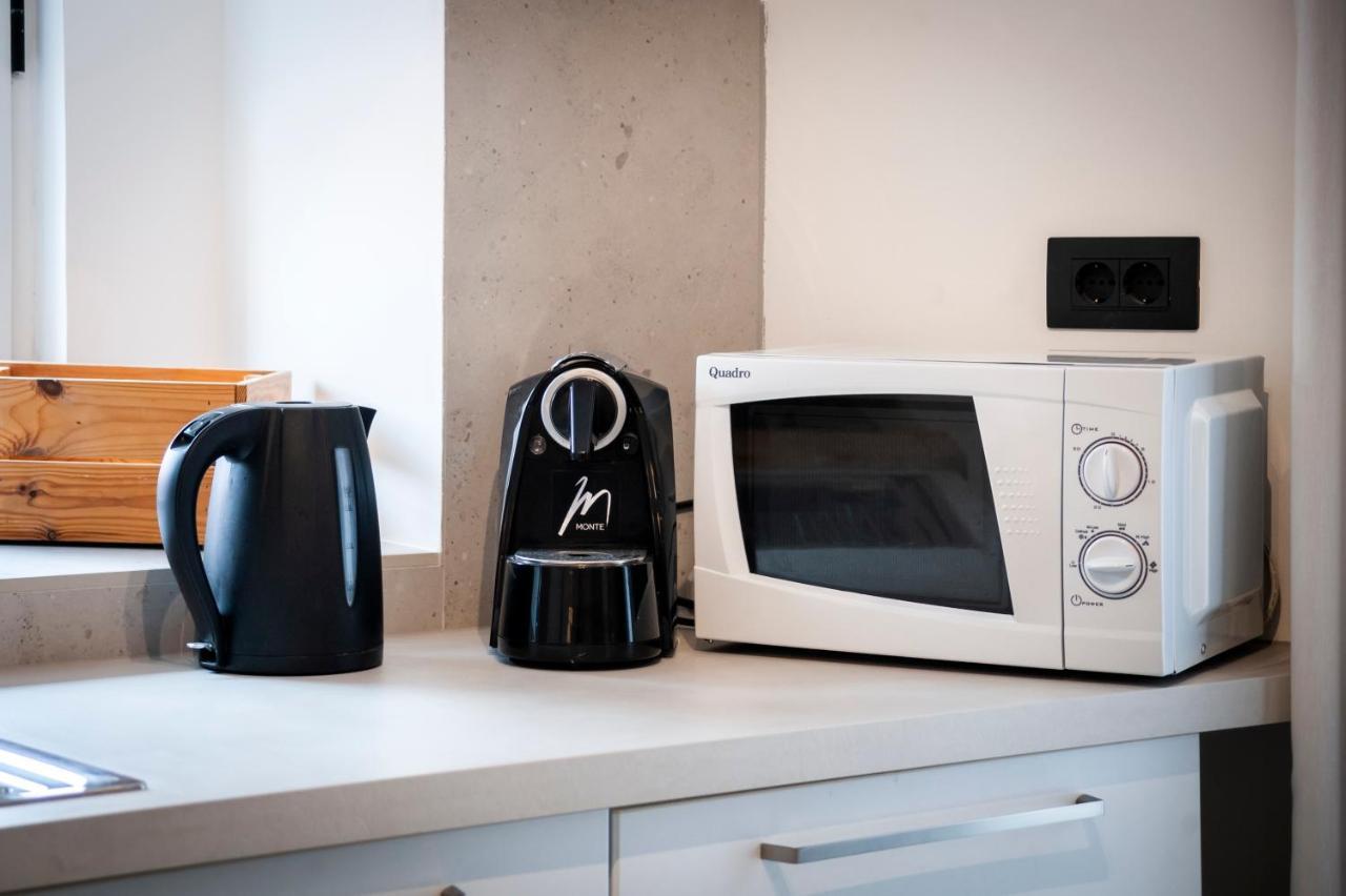 Modern And Cozy Apartments Salt & Pepper In Heart Of 로비니 외부 사진